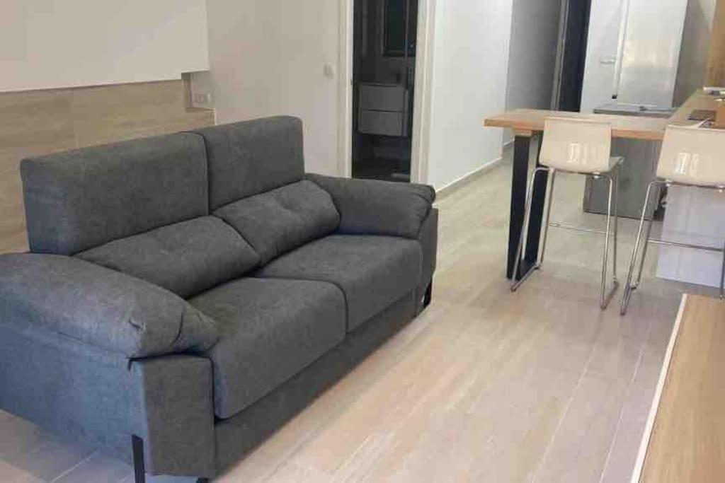 Planta Baja Moderna Y Nueva A Estrenar En El Centro Ciudad 2 Habitaciones Y 2 Banos エルチェ エクステリア 写真